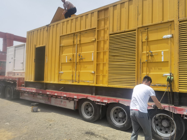 宁县汽油发电机对供油装置的要求