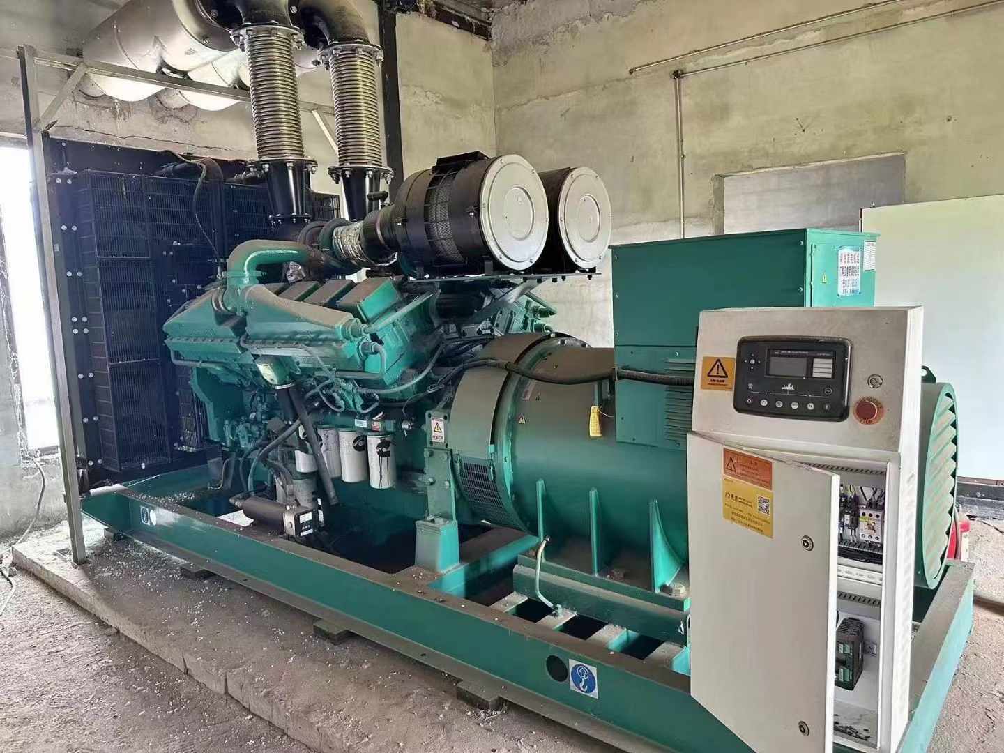 宁县无功补偿装置的性能评估需要考虑哪些因素？