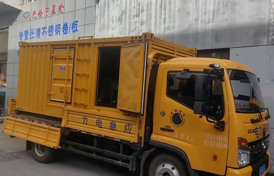 宁县柴油发电机组负载测试时应如何监控机组的运行状态？