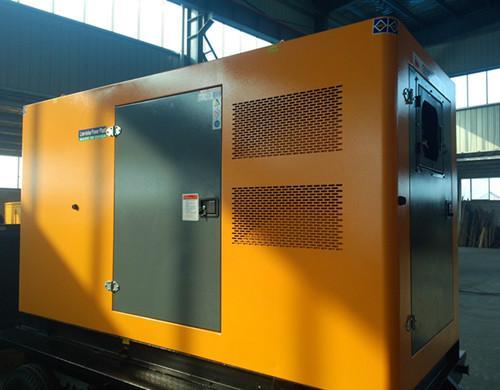 宁县汽油发电机组电瓶电解液的密度应该保持在什么范围？